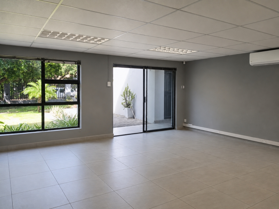 To Let Commercial Property for Rent in Safari Gardens North West